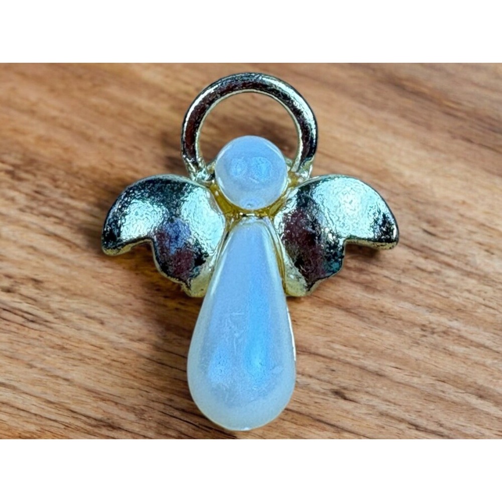 Gold‎ Tone Faux Pearl Angel Lapel Pin